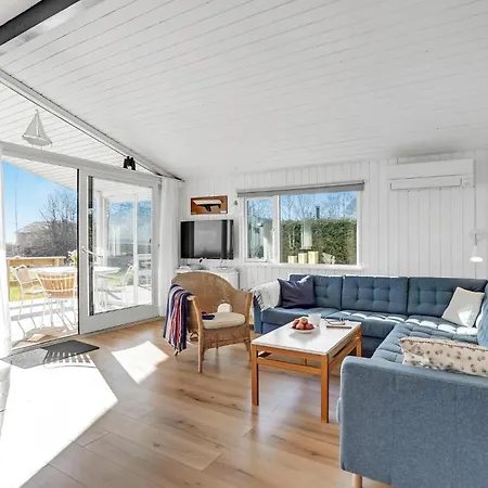Awesome In With House Sea View *